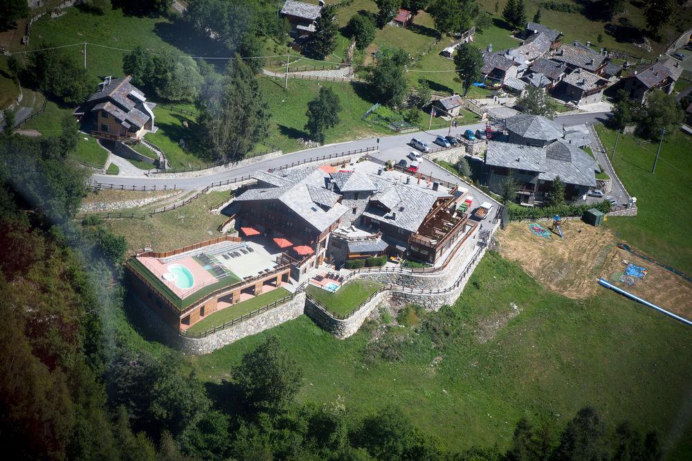 Hotel Silou Retreat Champdepraz Exterior foto