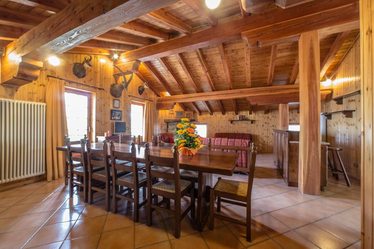 Hotel Silou Retreat Champdepraz Exterior foto