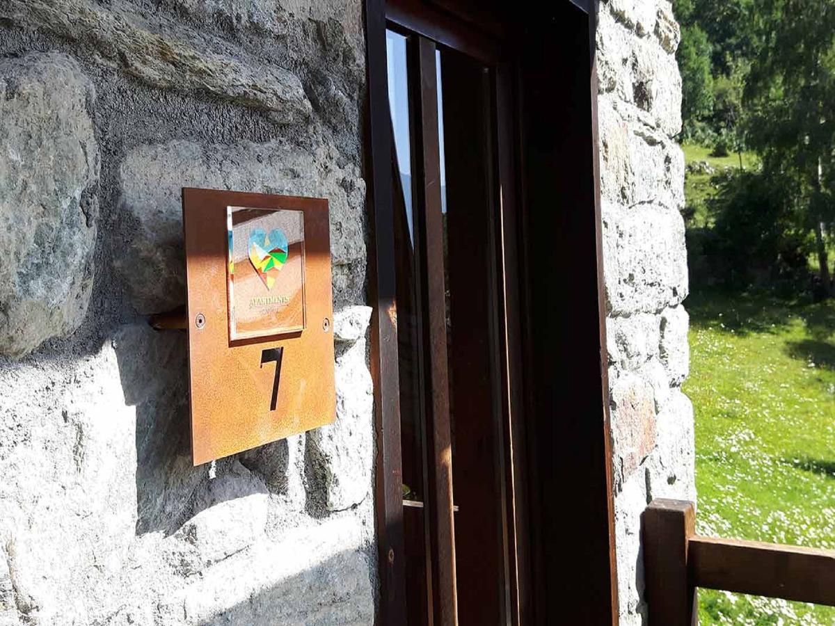 Hotel Silou Retreat Champdepraz Exterior foto